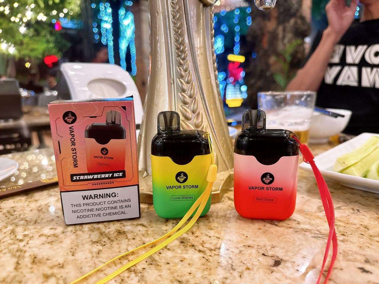 Storm] Large capacity / disposable 7500 puffs of electronic cigarettes / Taiwan Spot Original Genuine